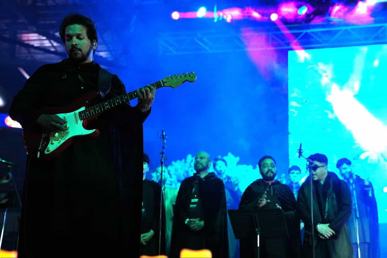 Glen Fernandez performing at a live concert